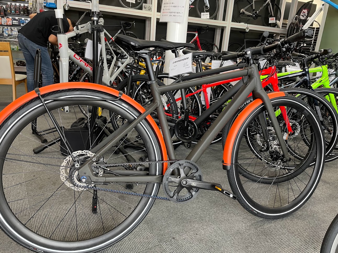 引取限定　BMC クロスバイク Urban Challenge　Ｓサイズ IMG_8592.jpg